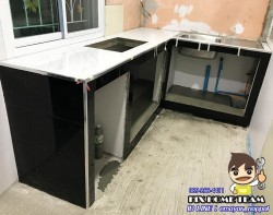 งานปูกระเบื้องเคาร์เตอร์ครัว